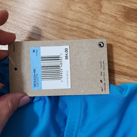 Nike Women's Tankini Swimsuit Top-Solid Color size medium - Picture 6 of 9